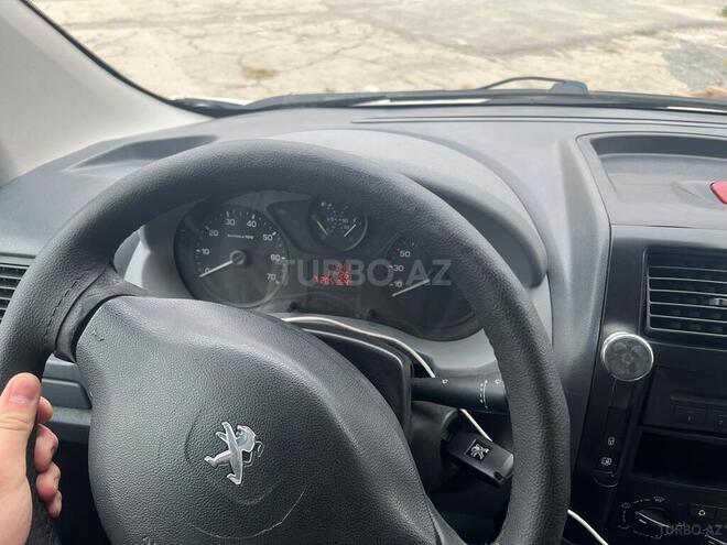 Peugeot  2012, 205,000 km - 1.6 л - Bakı