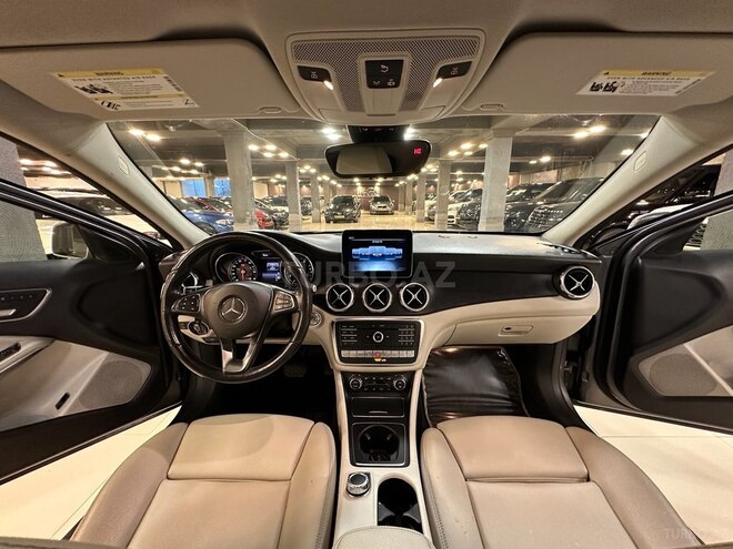 Mercedes GLA 250 2018, 65,600 km - 2.0 л - Bakı