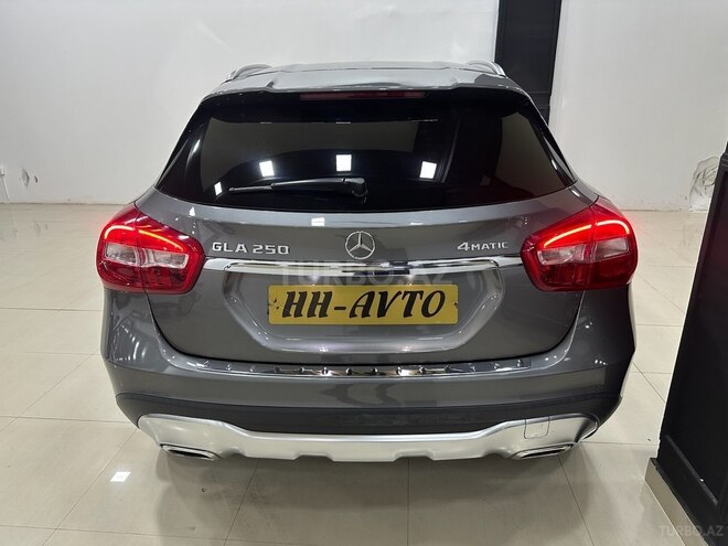 Mercedes GLA 250 2018, 65,600 km - 2.0 л - Bakı