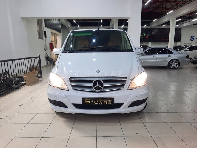 Mercedes V 300 2013, 180,000 km - 3.0 l - Bakı