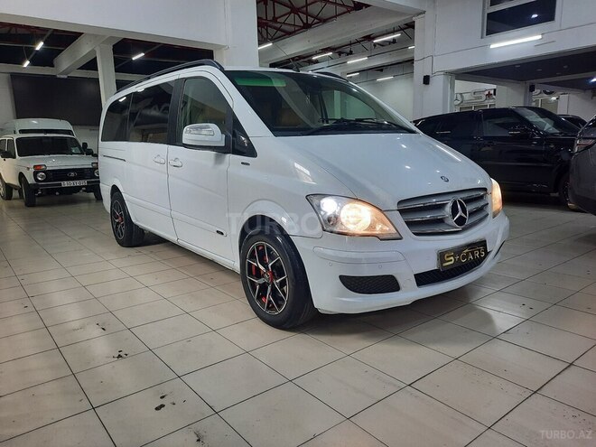 Mercedes V 300 2013, 180,000 km - 3.0 l - Bakı