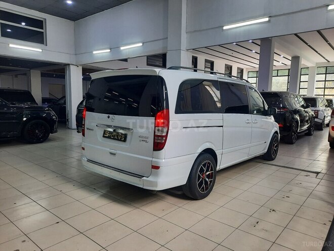 Mercedes V 300 2013, 180,000 km - 3.0 l - Bakı