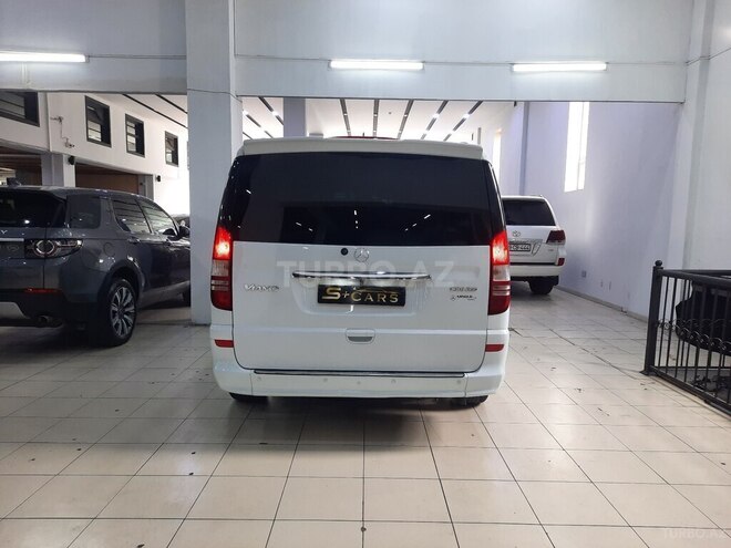Mercedes V 300 2013, 180,000 km - 3.0 l - Bakı