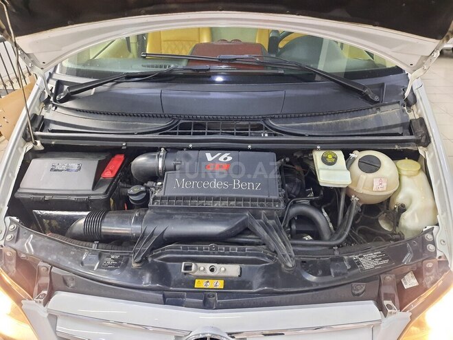 Mercedes V 300 2013, 180,000 km - 3.0 l - Bakı