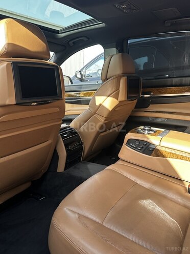 BMW 750 2011, 220,000 km - 4.4 l - Bakı