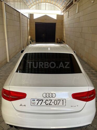 Audi A4 2013, 195,000 km - 2.0 l - Bakı