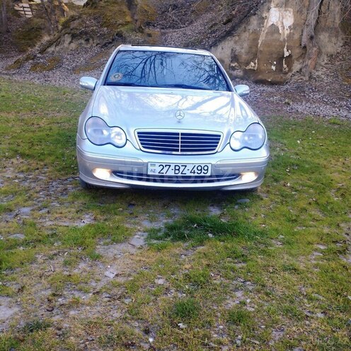 Mercedes C 240 2001, 342,383 km - 2.6 l - Xudat