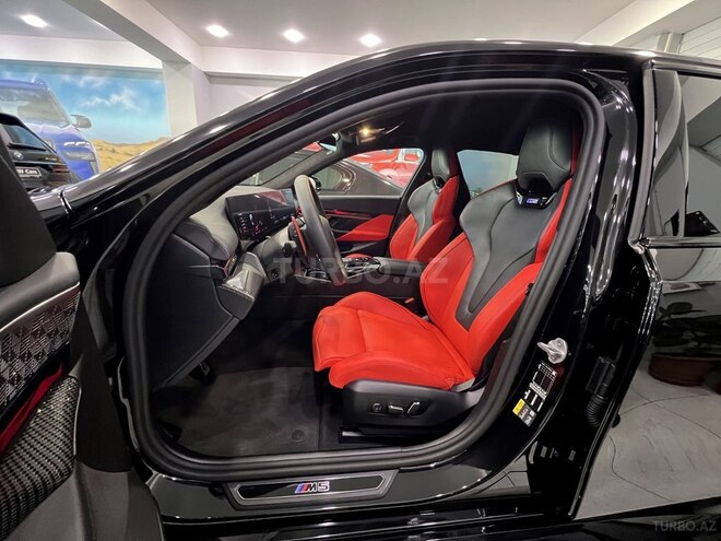 BMW M5-24
