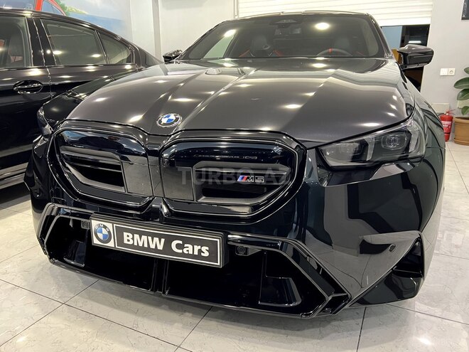 BMW M5-8
