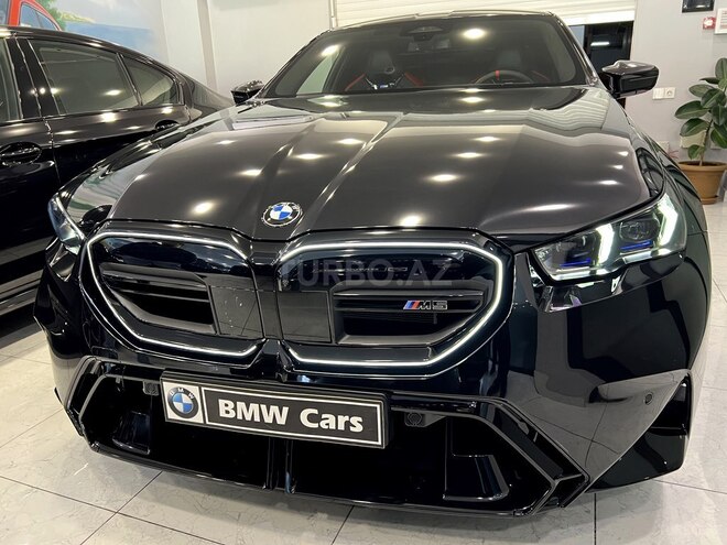 BMW M5-1