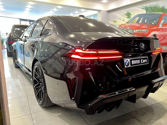 BMW M5-13