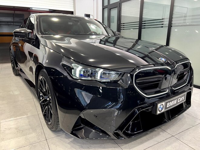 BMW M5-6