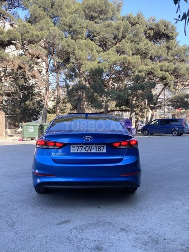 Hyundai Elantra 2018, 94,000 km - 2.0 l - Bakı