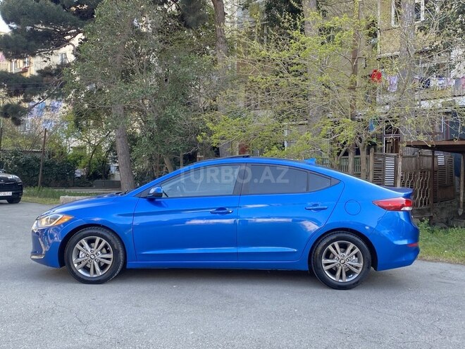 Hyundai Elantra 2018, 94,000 km - 2.0 l - Bakı