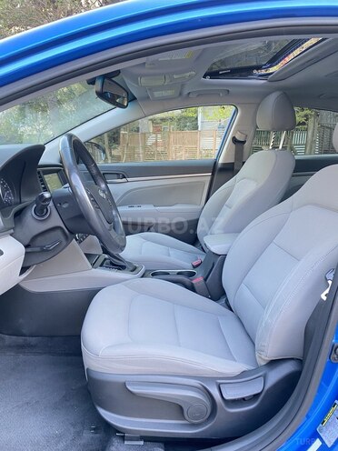 Hyundai Elantra 2018, 94,000 km - 2.0 l - Bakı