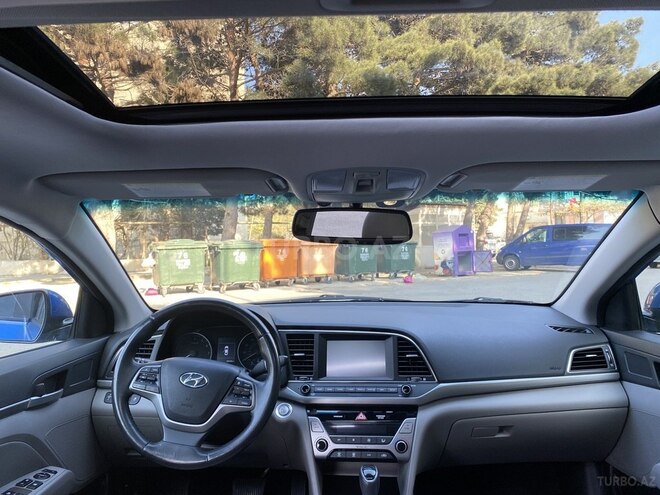 Hyundai Elantra 2018, 94,000 km - 2.0 l - Bakı