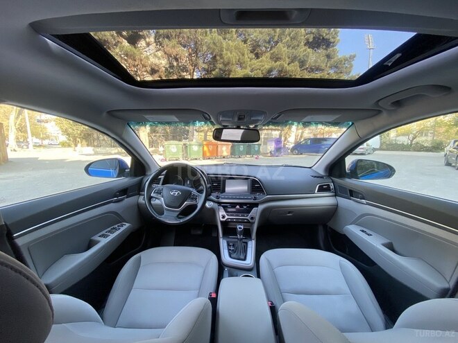 Hyundai Elantra 2018, 94,000 km - 2.0 l - Bakı