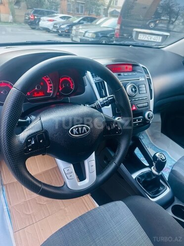 Kia Ceed 2011, 286,000 km - 1.6 l - Bakı