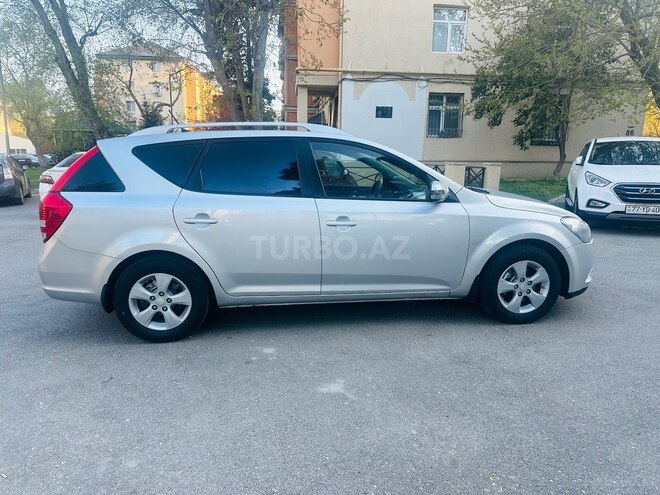 Kia Ceed 2011, 286,000 km - 1.6 l - Bakı