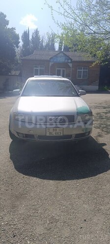 Audi A4 2003, 250,000 km - 1.8 л - Bakı