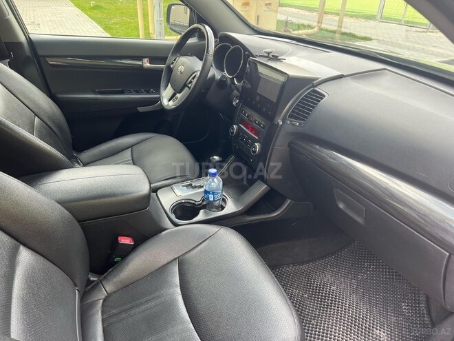 Kia Sorento 2011, 284,000 km - 2.0 l - Bakı