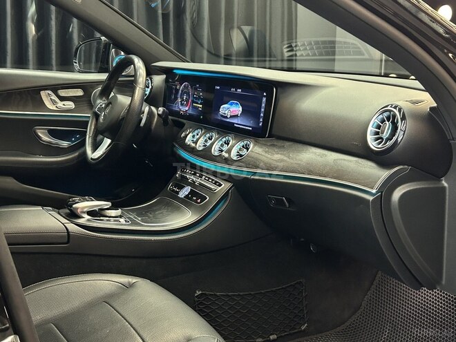 Mercedes E 300 4MATIC 2017, 56,000 km - 2.0 л - Bakı
