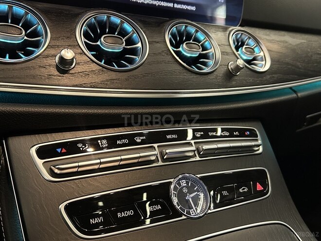 Mercedes E 300 4MATIC 2017, 56,000 km - 2.0 л - Bakı