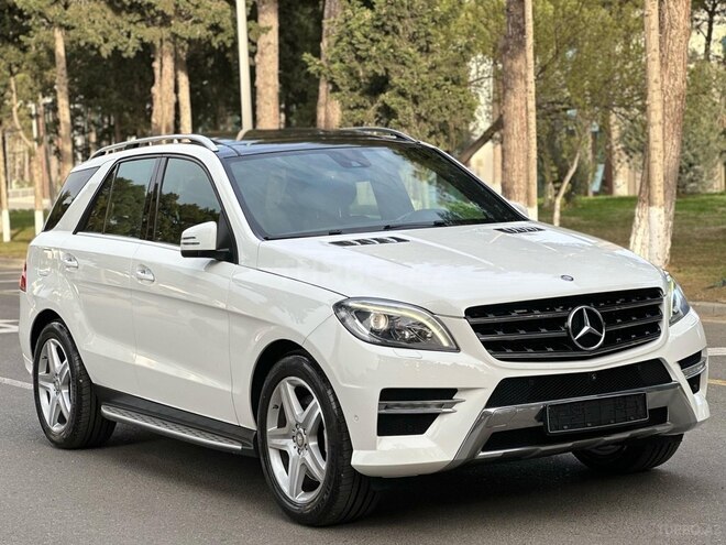 Mercedes ML 400 4MATIC 2014, 176,000 km - 3.0 л - Bakı