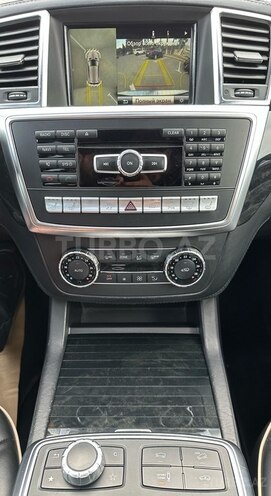 Mercedes ML 400 4MATIC 2014, 176,000 km - 3.0 л - Bakı