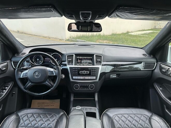 Mercedes ML 400 4MATIC 2014, 176,000 km - 3.0 л - Bakı