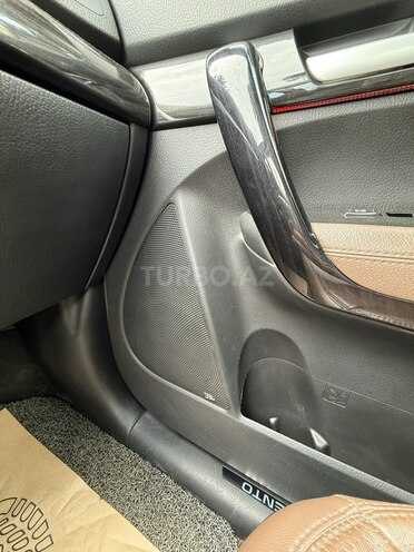 Kia Sorento 2011, 237,000 km - 2.0 l - Bakı