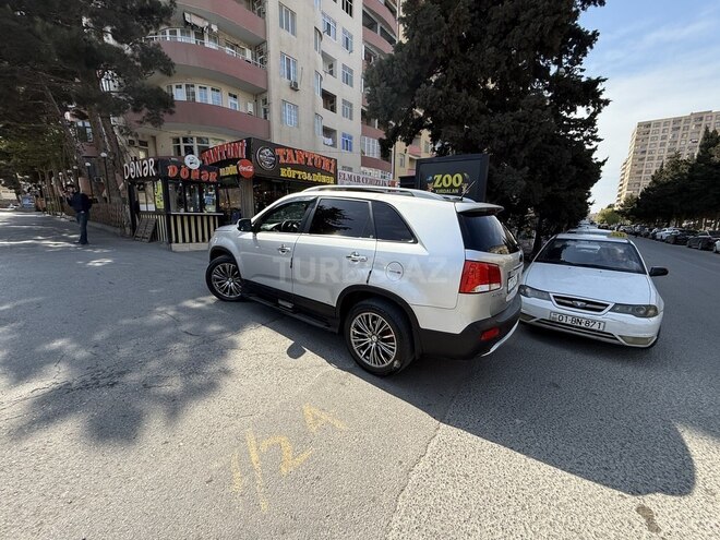 Kia Sorento 2011, 237,000 km - 2.0 l - Bakı