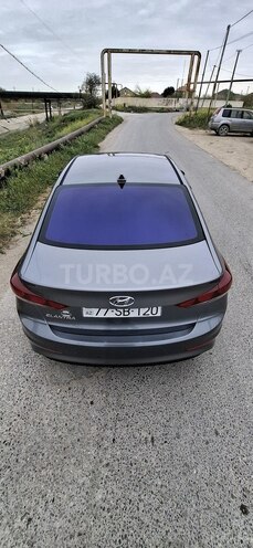 Hyundai Elantra 2017, 220,480 km - 2.0 l - Bakı