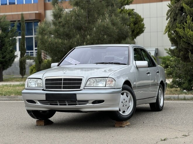 Mercedes C 200 1999, 310,000 km - 2.0 л - Saatlı