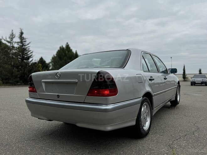 Mercedes C 200 1999, 310,000 km - 2.0 л - Saatlı