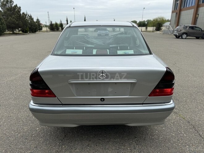 Mercedes C 200 1999, 310,000 km - 2.0 л - Saatlı