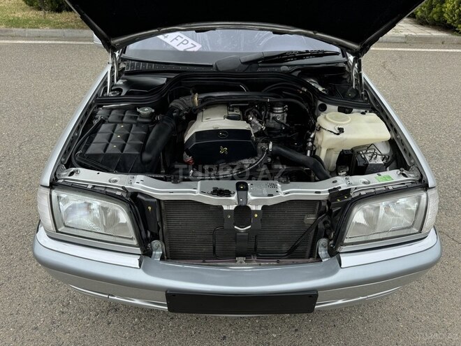 Mercedes C 200 1999, 310,000 km - 2.0 л - Saatlı