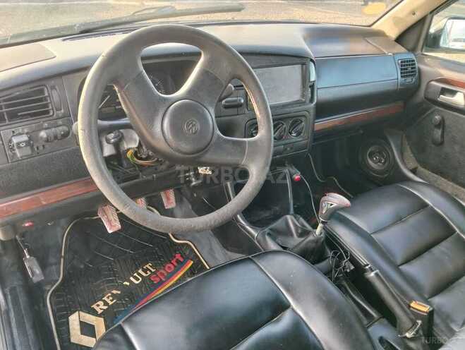 Volkswagen Golf 1994, 261,000 km - 1.6 л - Balakən
