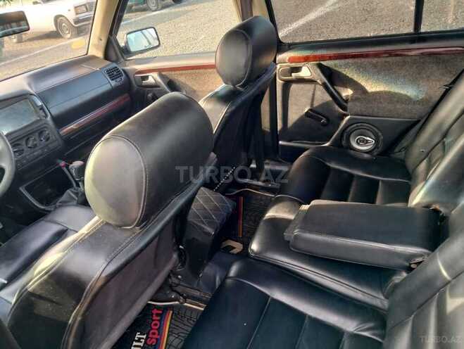 Volkswagen Golf 1994, 261,000 km - 1.6 л - Balakən