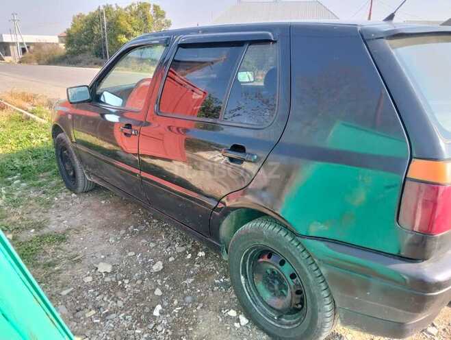 Volkswagen Golf 1994, 261,000 km - 1.6 л - Balakən