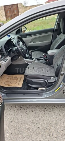 Hyundai Elantra 2017, 220,480 km - 2.0 l - Bakı