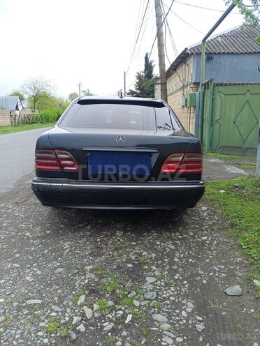 Mercedes E 220 d 2000, 450,000 km - 2.0 l - Bakı