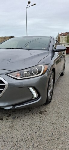 Hyundai Elantra 2017, 220,480 km - 2.0 l - Bakı