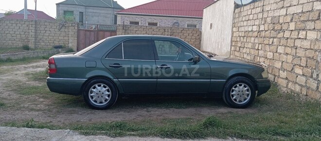Mercedes C 200 1995, 370,000 km - 2.0 л - Bakı
