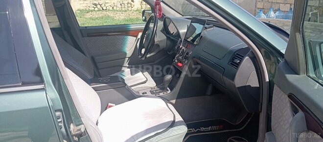 Mercedes C 200 1995, 370,000 km - 2.0 л - Bakı