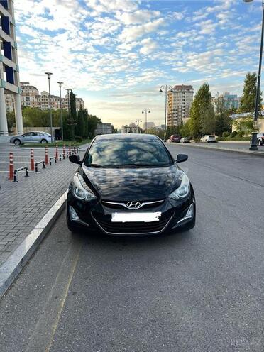 Hyundai Elantra 2015, 268,800 km - 1.8 л - Bakı