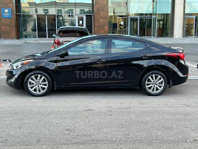 Hyundai Elantra 2015, 268,800 km - 1.8 л - Bakı