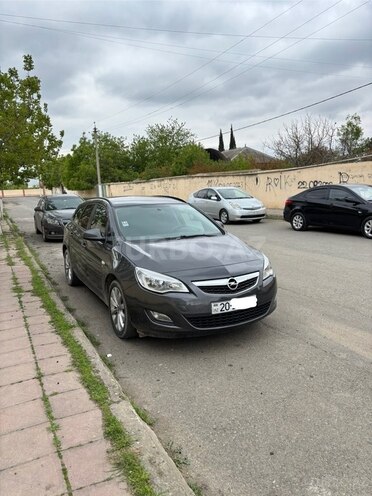Opel Astra 2012, 227,200 km - 1.3 l - Gəncə