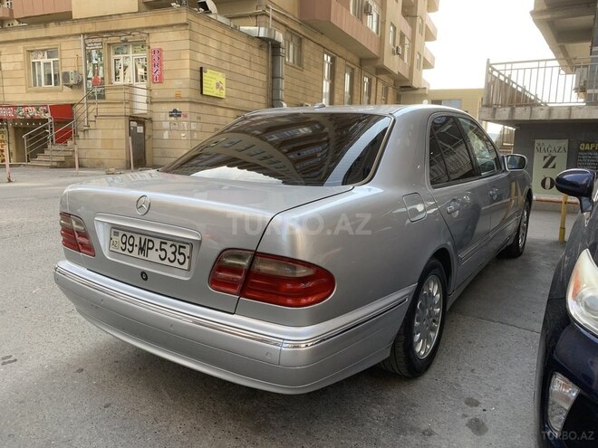 Mercedes E 240 1999, 243,344 km - 2.4 l - Bakı