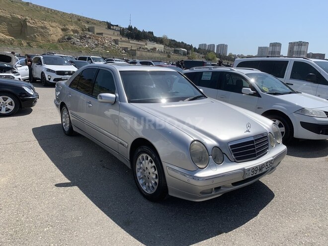 Mercedes E 240 1999, 243,344 km - 2.4 l - Bakı